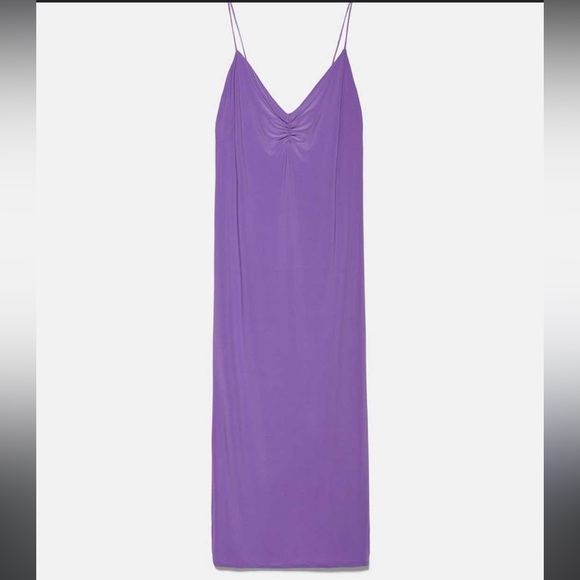 Azara Dress In Dusty Purple ( Left 1S,1M)